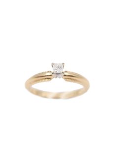 14 Karat Yellow Gold Ladies 0.18 Carat Solitaire Diamond Ring 