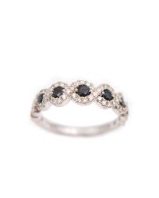 14K white gold Ladies 0.60 Carat Blue Sapphire and Diamond ring 