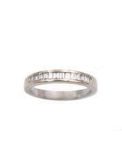 18 Karat White Gold Ladies 0.25 Carat Diamond Wedding Band Ring