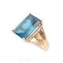 14K yg ring Large synthetic Topaz Size-7