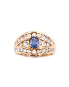 0.40ct Sapphire yg ring lively cornflower blue 0.86ct Diamonds 