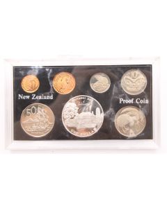 1977 New Zealand 7-coin set Waitangi case is damaged all Gem Cameo Proof